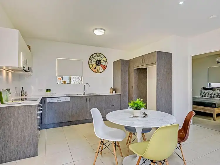 Third view of Homely apartment listing, 4/71 Dansie Street, Coorparoo QLD 4151