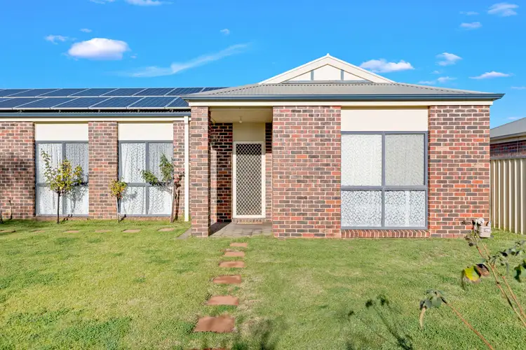 Second view of Homely house listing, 5 Lancaster Court, Mildura VIC 3500