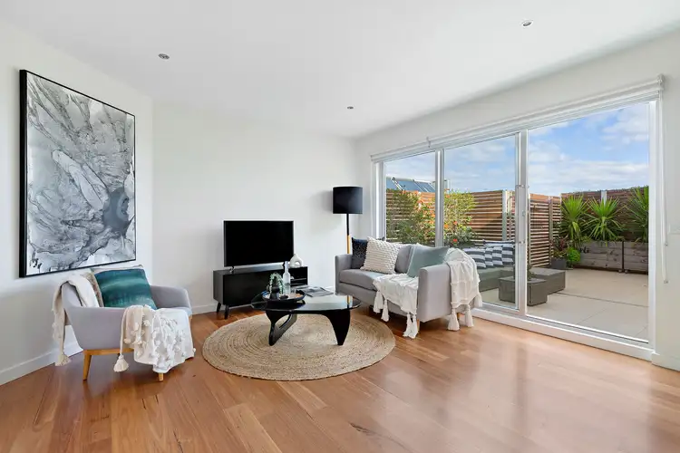 5/4 The Strand, Chelsea VIC 3196