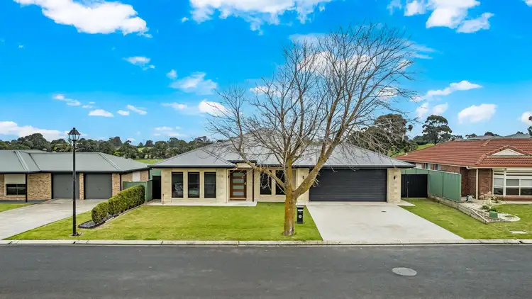 Second view of Homely house listing, 11 Dampier Court, Mount Gambier SA 5290