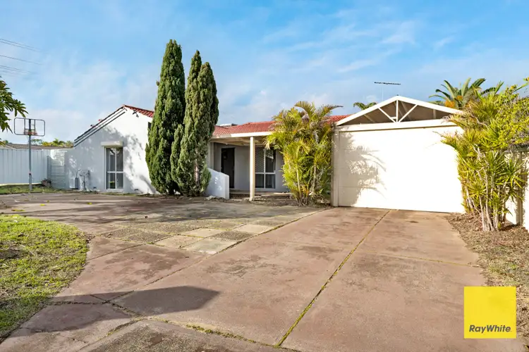 39 Marden Street, Marangaroo WA 6064