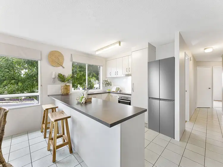 Fifth view of Homely unit listing, 2/20-22 Burnett Street, Mooloolaba QLD 4557