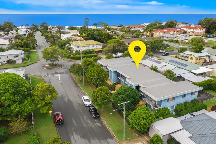 4/17 Bailey Street, Woody Point QLD 4019