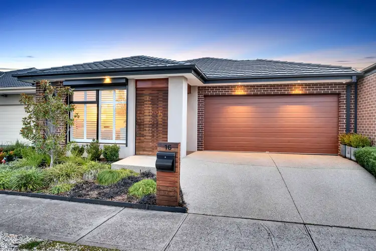 16 Gardner Terrace, Craigieburn VIC 3064