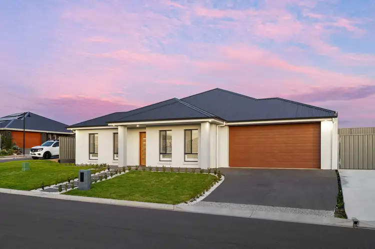14 Doringo Road, Seaford Heights SA 5169