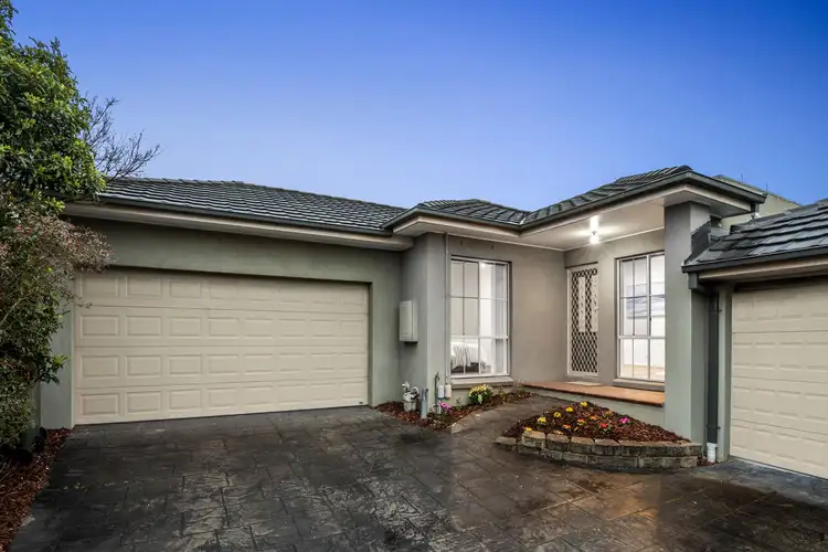 2/13 The Ridge, Glen Waverley VIC 3150