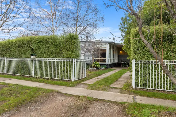 5 Queen Street, Avenel VIC 3664