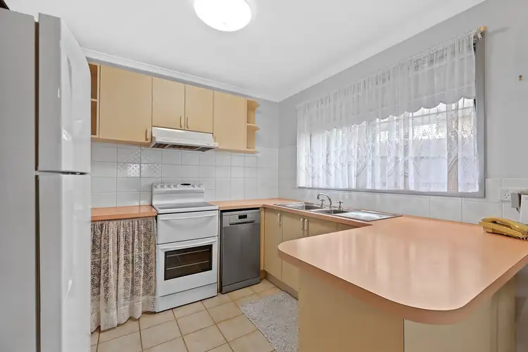 Second view of Homely house listing, 4 Russell Street, Drouin VIC 3818