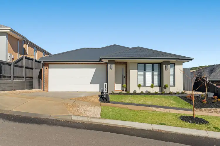 15 Harkness Road, Maddingley VIC 3340