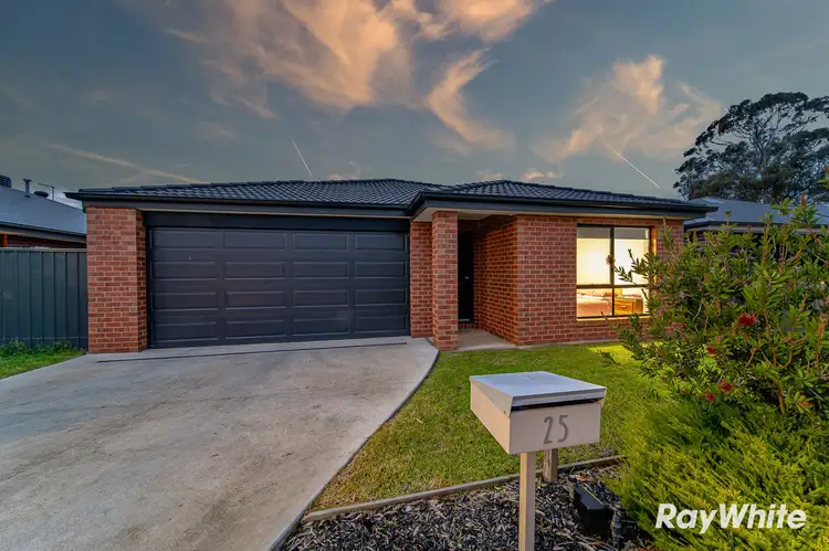25 Parkview Boulevard, Huntly VIC 3551