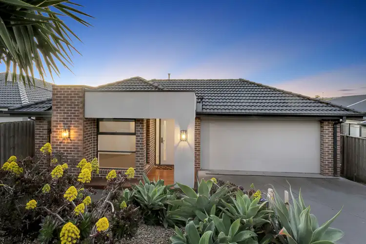 Main view of Homely house listing, 8 Avondale Street, Officer VIC 3809
