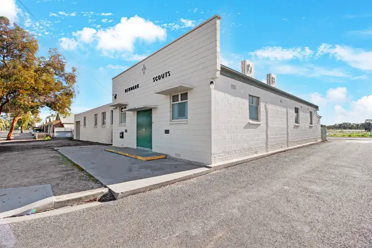 100 Thurk Street, Renmark SA 5341