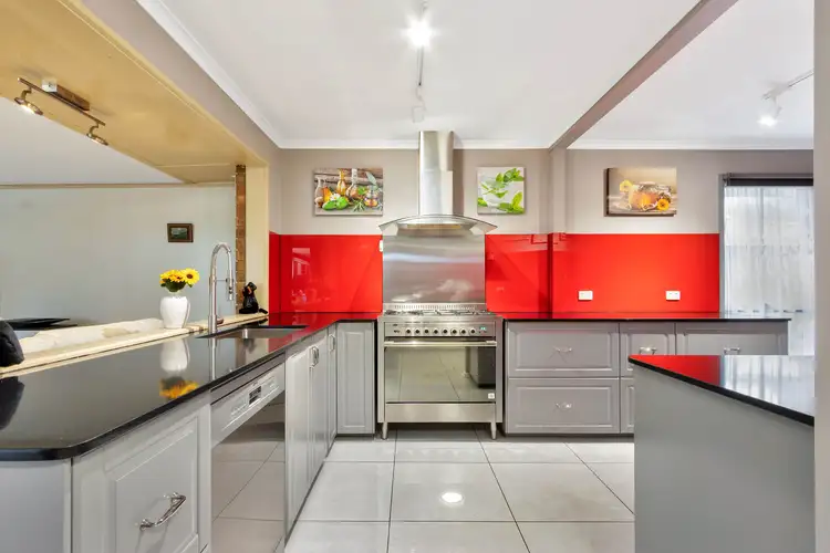 Sixth view of Homely house listing, 21 Wecoma Court, Craigmore SA 5114