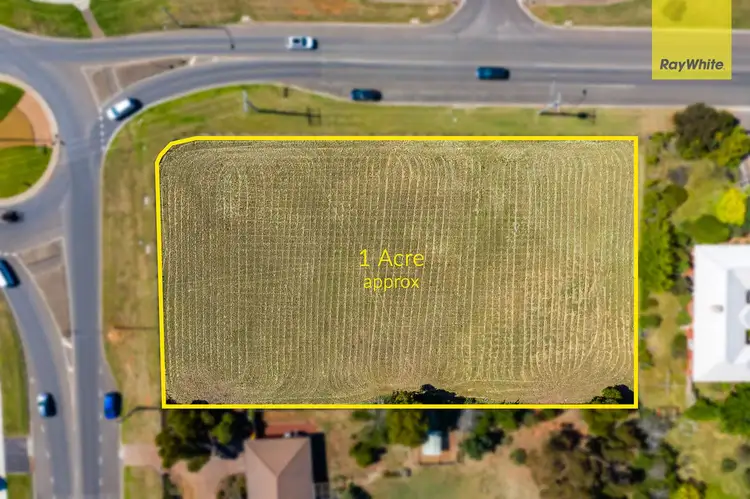 136 Halletts Way, Darley VIC 3340