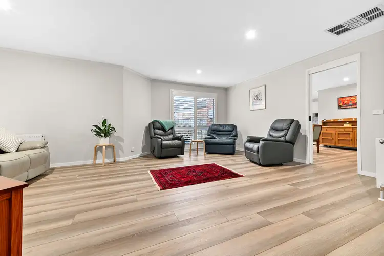 Fifth view of Homely unit listing, 1/48 Hilton Street, Mount Waverley VIC 3149