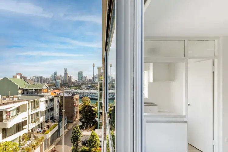 Third view of Homely studio listing, 25/15 Wylde Street, Potts Point NSW 2011