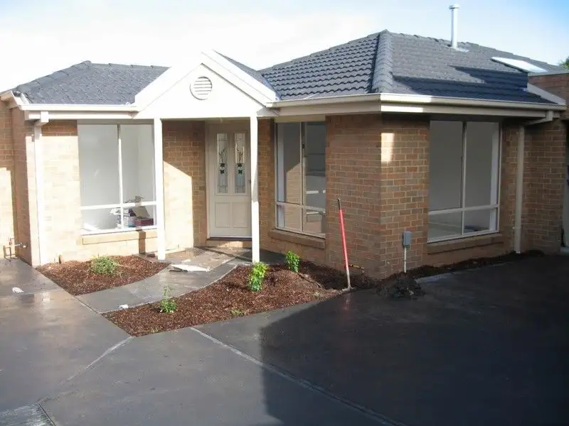 Main view of Homely unit listing, 2/46 Leigh Street, Oakleigh East VIC 3166