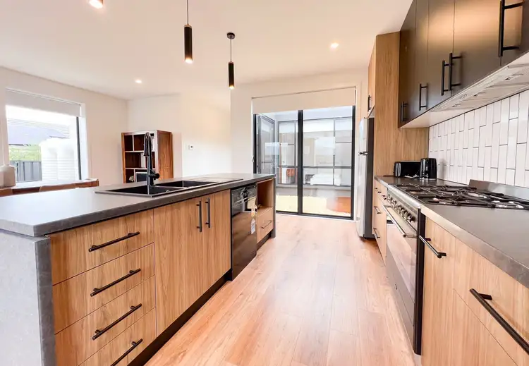 Seventh view of Homely semi-detached listing, 4A Hydrangea Avenue, Parkes NSW 2870