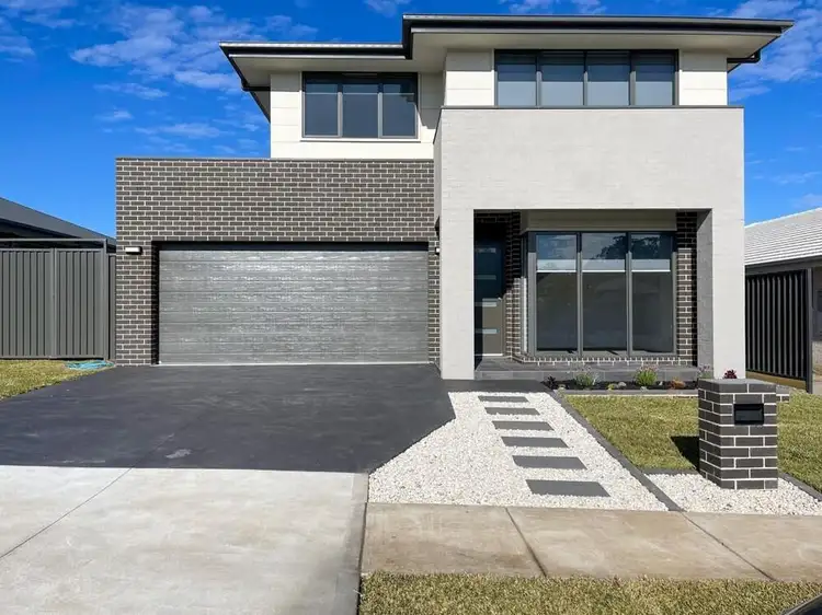 31 Abidi Street, Spring Farm NSW 2570