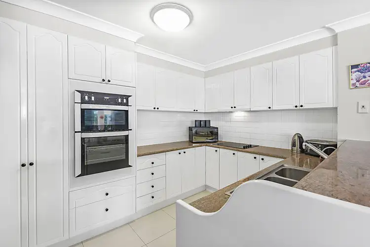 Third view of Homely apartment listing, 6/100 Cotlew Street East, Southport QLD 4215