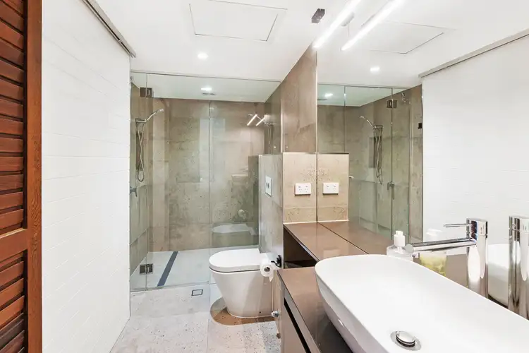 Fifth view of Homely apartment listing, 8/60 Old Burleigh Road, Surfers Paradise QLD 4217