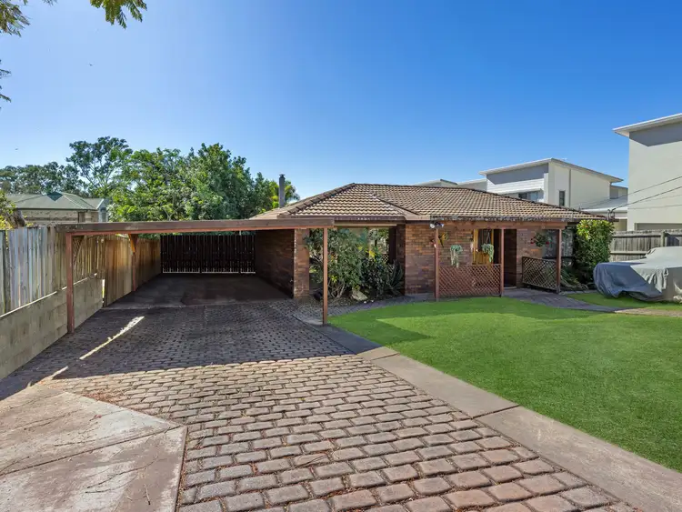 25 Abang Avenue, Tanah Merah QLD 4128