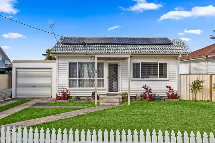 Main view of Homely house listing, 5 Belfast Avenue, Warilla NSW 2528