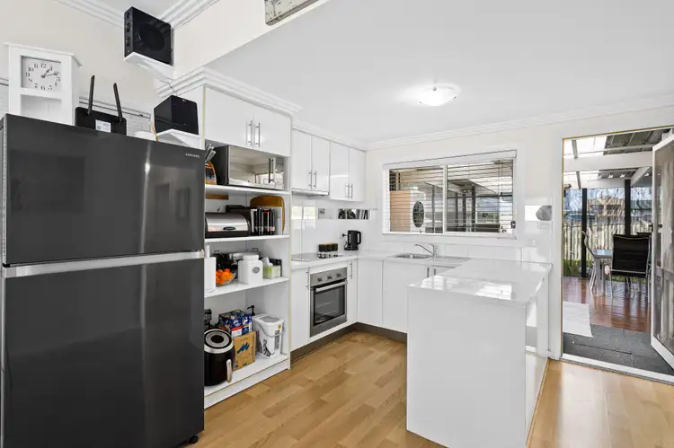 Third view of Homely house listing, 5 Belfast Avenue, Warilla NSW 2528