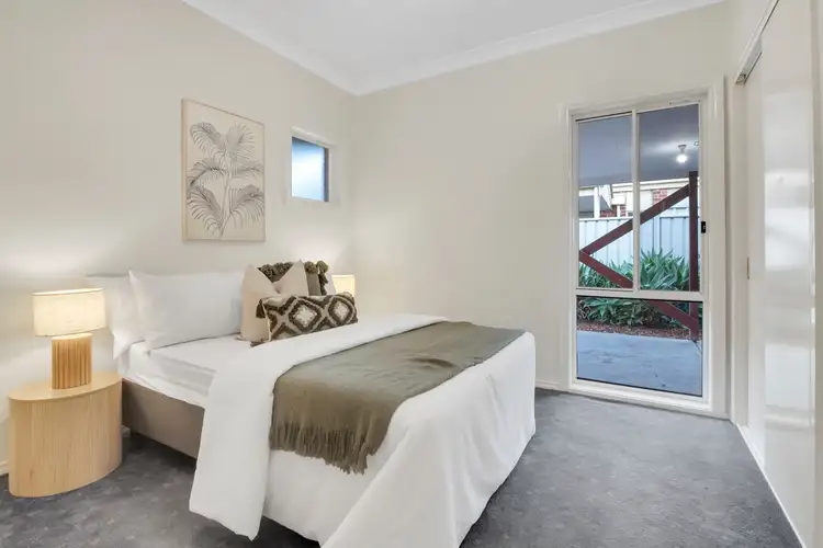 Fifth view of Homely house listing, 16 Stoneleigh Place, Craigieburn VIC 3064