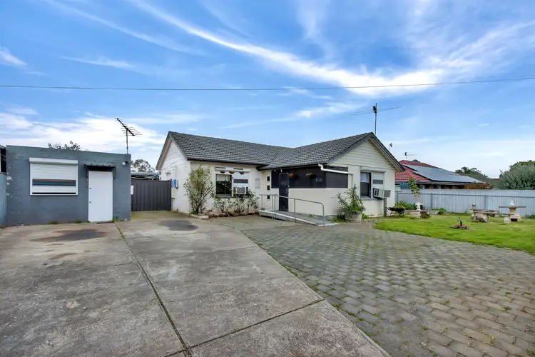 11 Kenner Street, Elizabeth Downs SA 5113