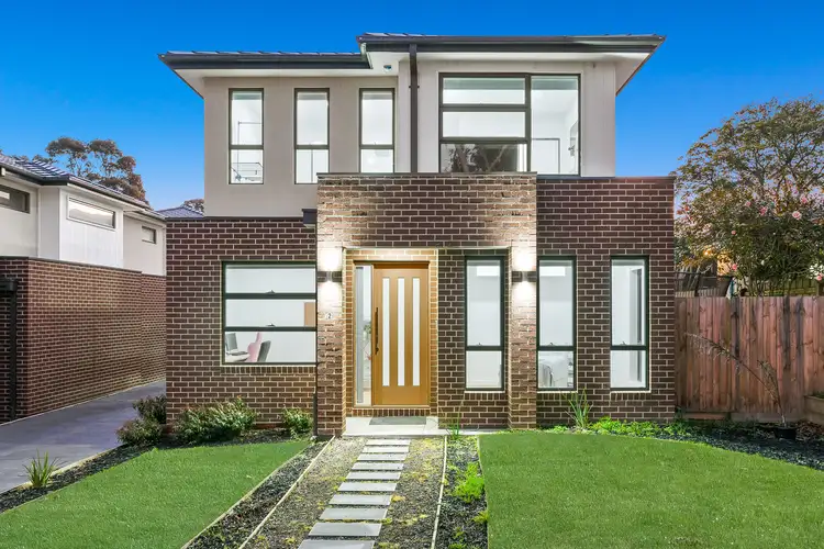 2/35 Manuka Road, Berwick VIC 3806