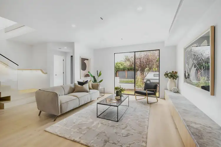 Fifth view of Homely house listing, 10 Baylon Street, Bentleigh VIC 3204