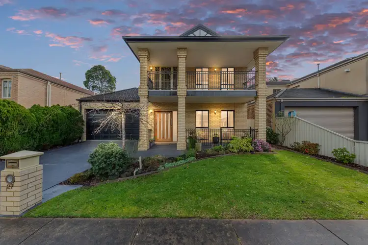 27 Spring Circuit, Pakenham VIC 3810