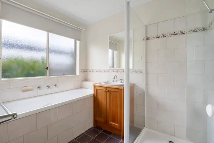 Sixth view of Homely house listing, 32 Glenbrook Crescent, Lynbrook VIC 3975