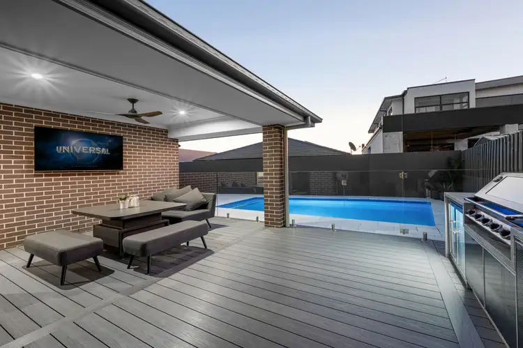 105 Pleasant Circuit, Gledswood Hills NSW 2557