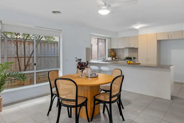 Sixth view of Homely house listing, 11 Positano Way, Lalor VIC 3075