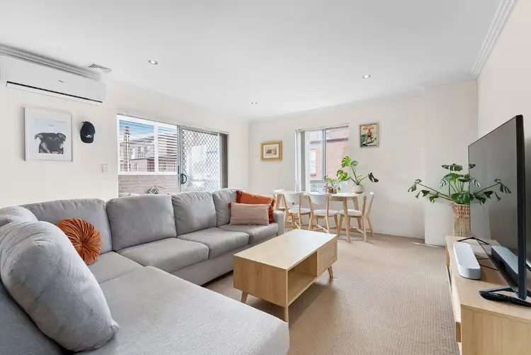 Main view of Homely unit listing, 11/9 Stuart Street, Helensburgh NSW 2508