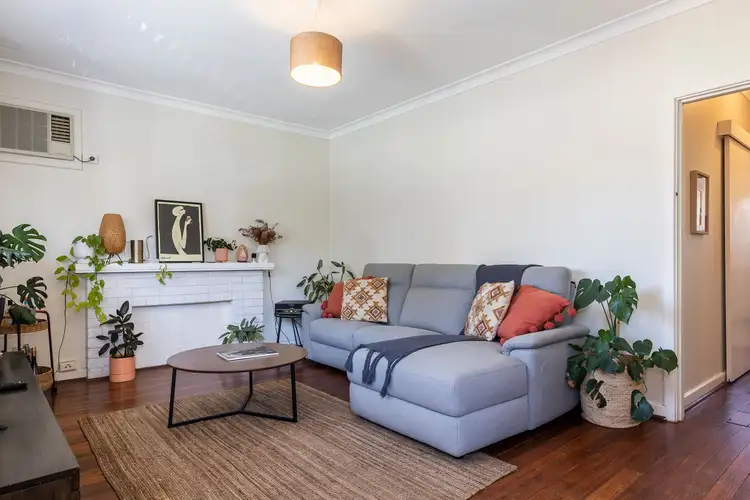 25 Lynton Street, Mount Hawthorn WA 6016