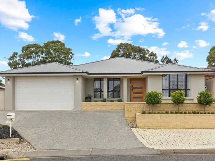 1 Jimmy Watson Drive, Woodcroft SA 5162