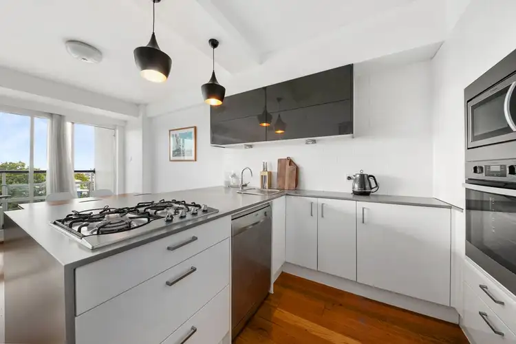 Fifth view of Homely apartment listing, 3F/182 Dornoch Terrace, Highgate Hill QLD 4101