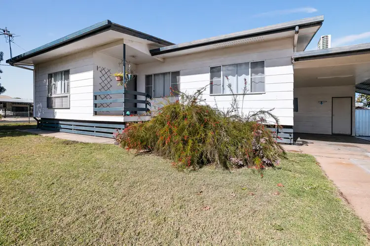 21 Sunflower Place, Emerald QLD 4720