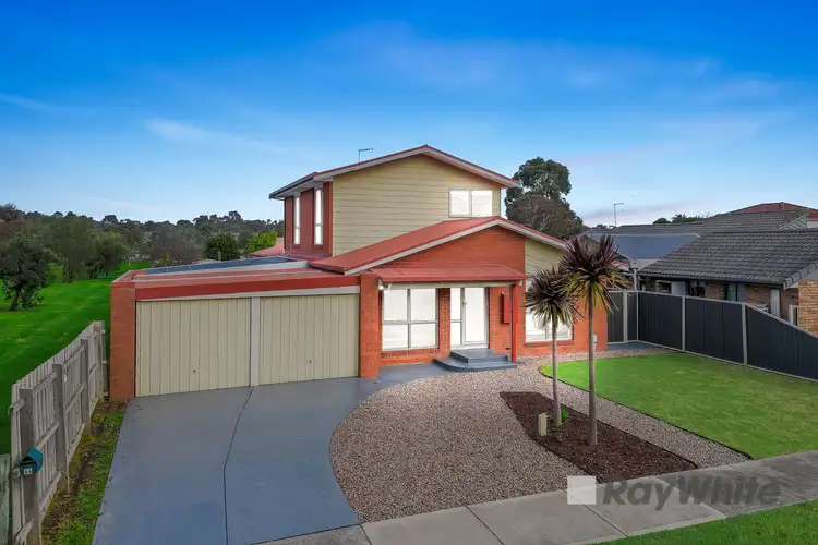 64 David Collins Drive, Endeavour Hills VIC 3802