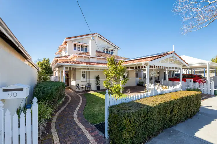 90 Sasse Avenue, Mount Hawthorn WA 6016