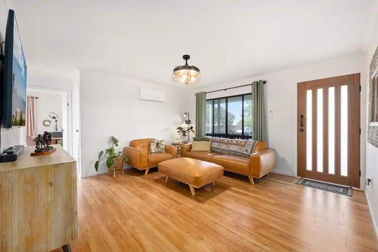 Second view of Homely house listing, 6 Ripley Avenue, Pialba QLD 4655