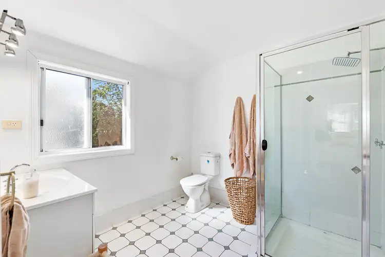 Sixth view of Homely house listing, 7 Justin Avenue, Tamborine Mountain QLD 4272