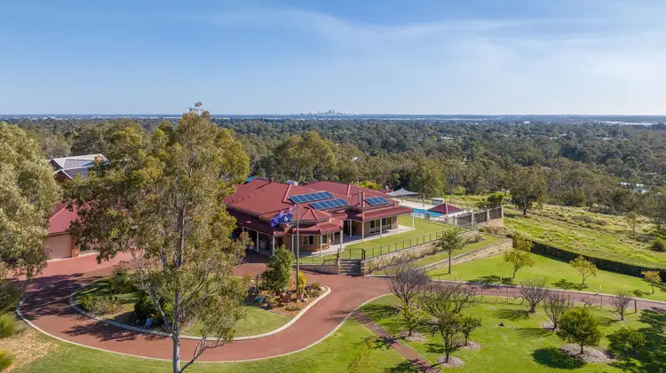 125 John Farrant Drive, Gooseberry Hill WA 6076