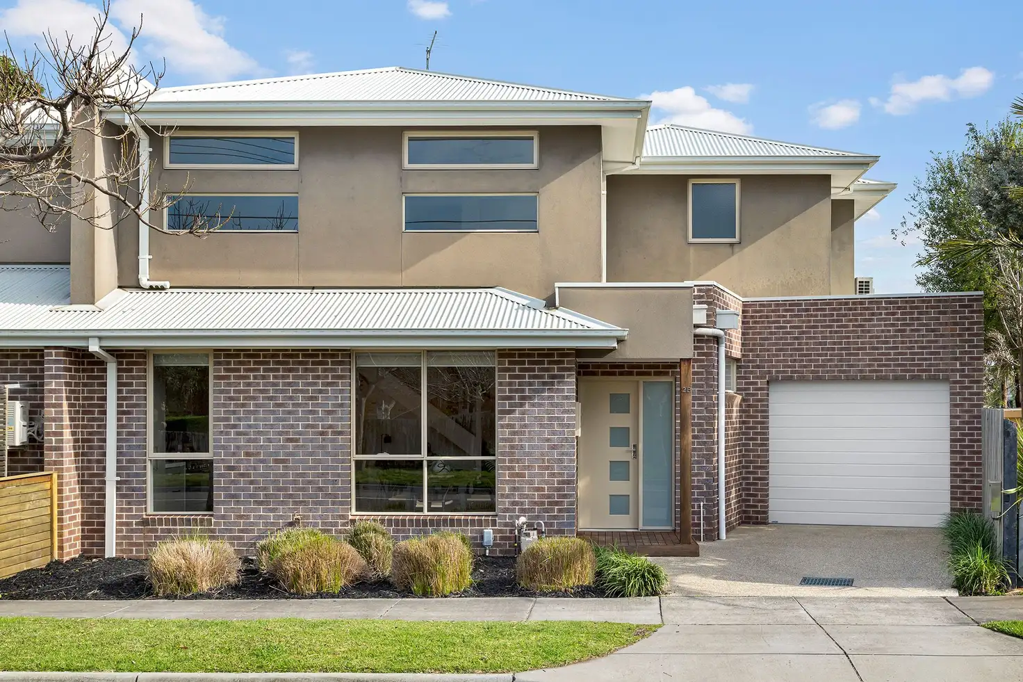 Main view of Homely townhouse listing, 2B Third Avenue, Chelsea Heights VIC 3196
