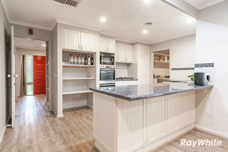 Fourth view of Homely house listing, 2 Graemar Court, Kangaroo Flat VIC 3555