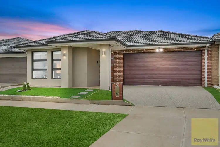 Second view of Homely house listing, 32 Colonial Circuit, Tarneit VIC 3029