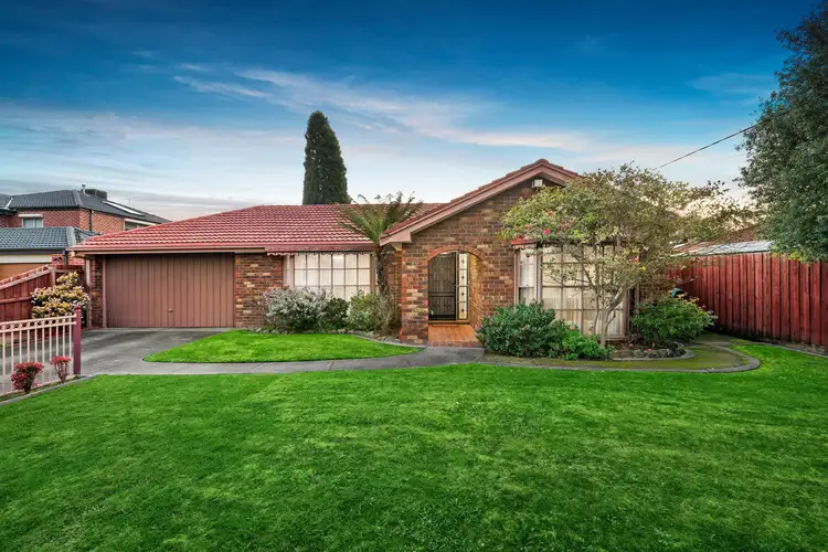 10 Blind Creek Lane, Wantirna South VIC 3152